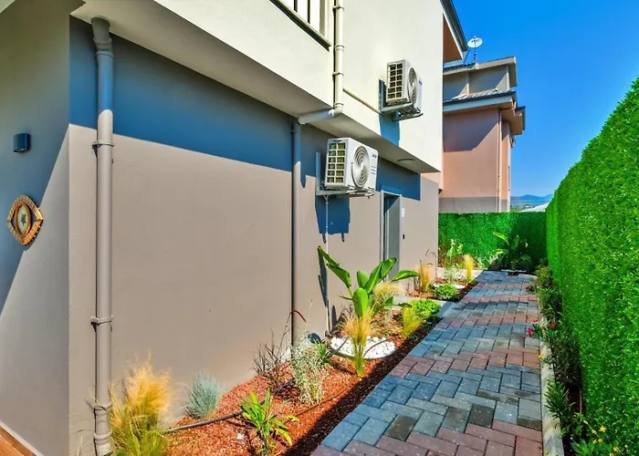 4 Bedroom Vila