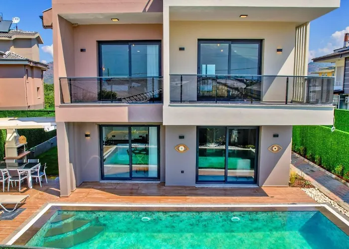 Vila 4 Bedroom