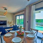 빌라 4 Bedroom