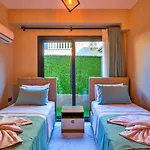 4 Bedroom 빌라 *