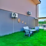 4 Bedroom 빌라 페티예